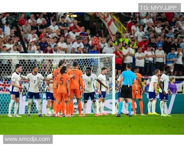 荷兰名单范戴克德容:欧洲足坛的中坚力量与未来的希望 荷兰名单范戴克德容:欧洲足坛的中坚力量与未来的希望